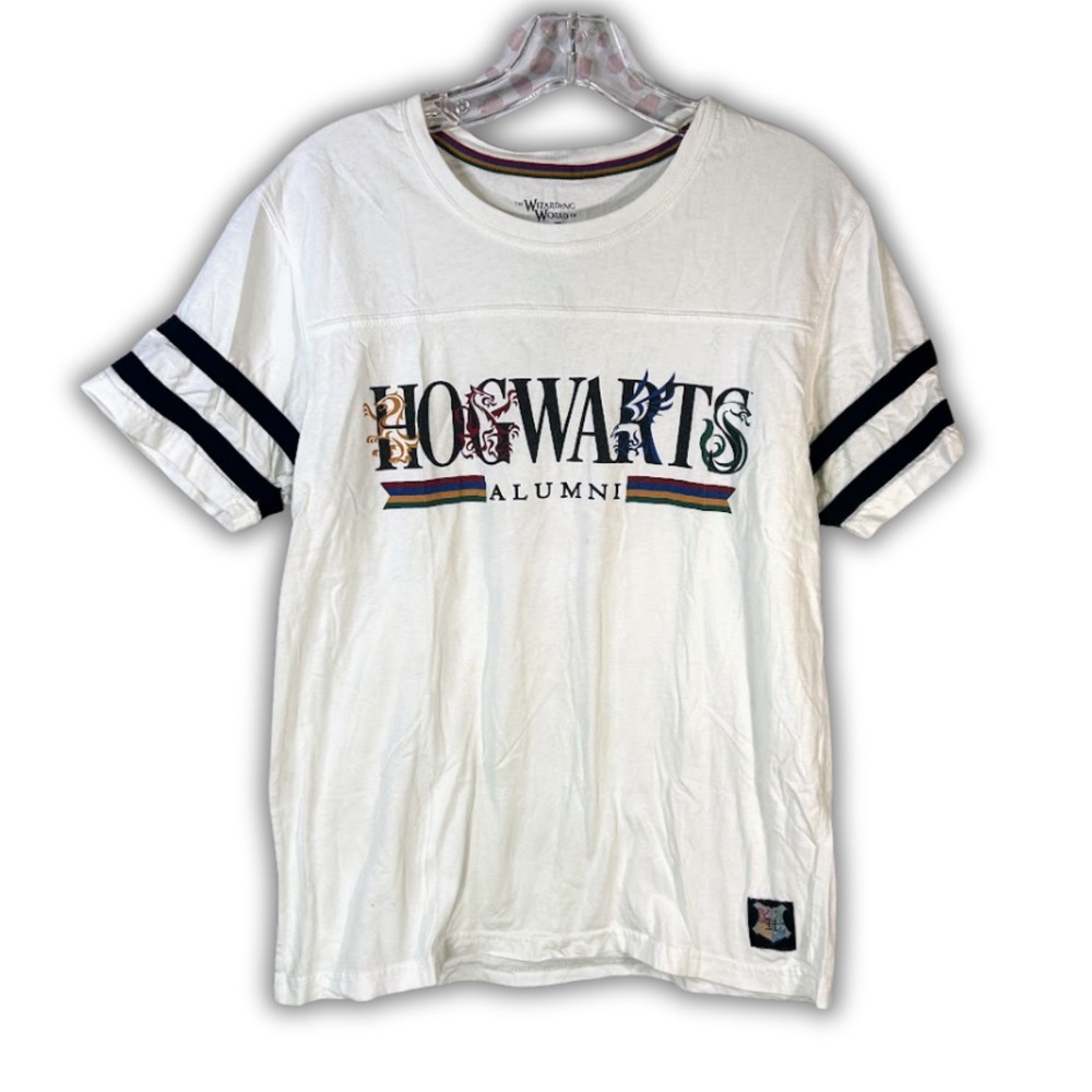 Harry Potter Hogwarts Alumni White Varsity Graphic T-Shirt Universal Studios M